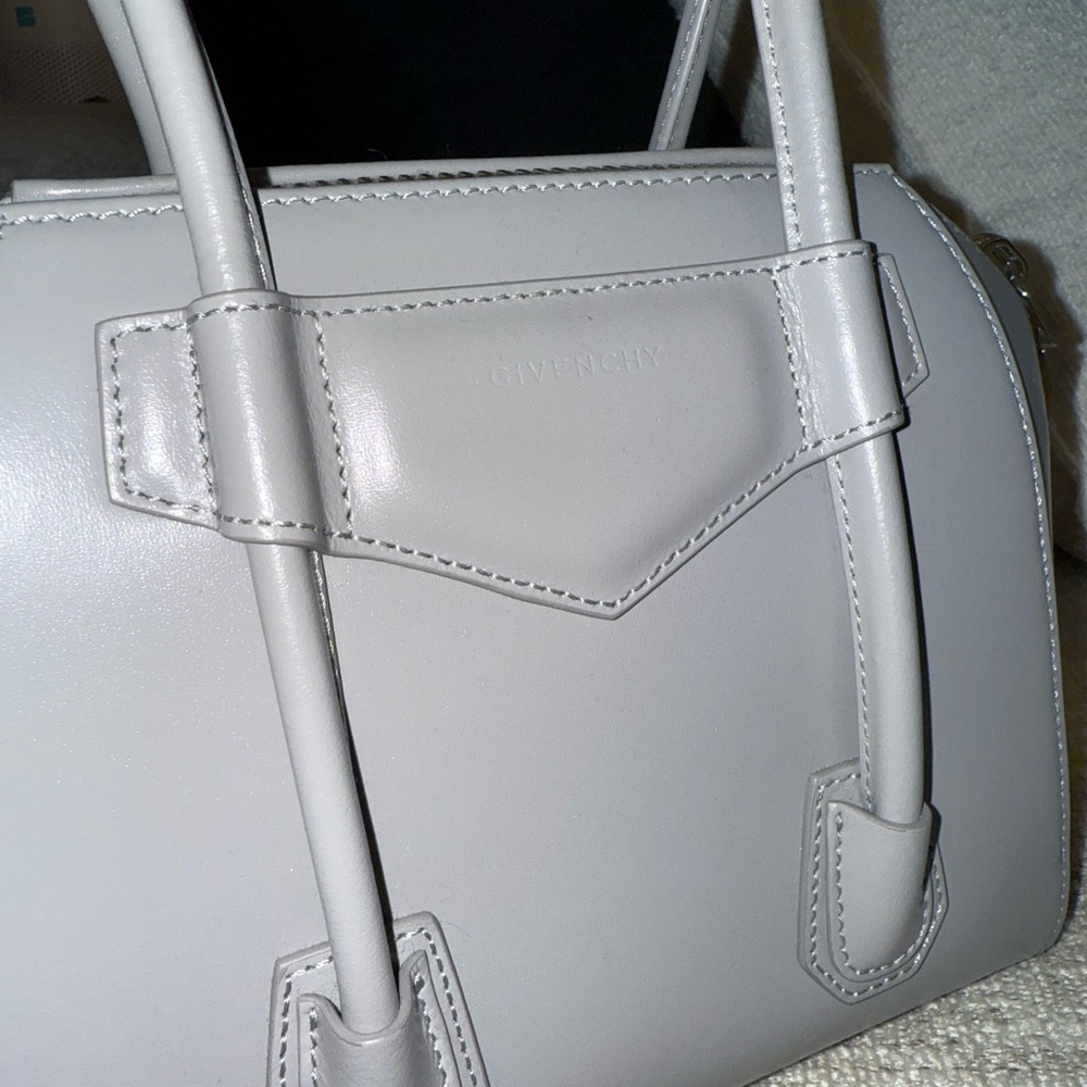 Givenchy Gray Antigona Purse - Picture 5 of 8